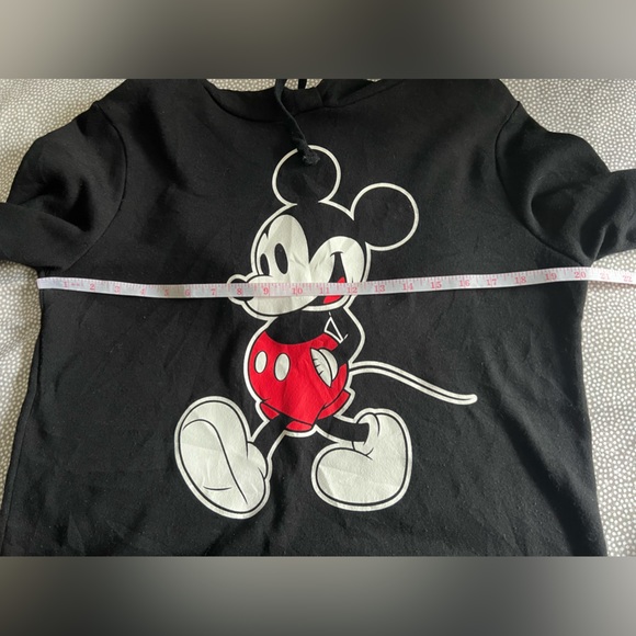 Disney black hoodie women’s size large with Mickey Mouse print - Picture 3 of 12